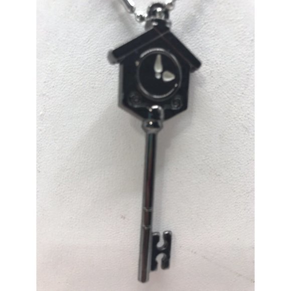 Skeleton Key Gun Metal Chain Necklace - Picture 4 of 9